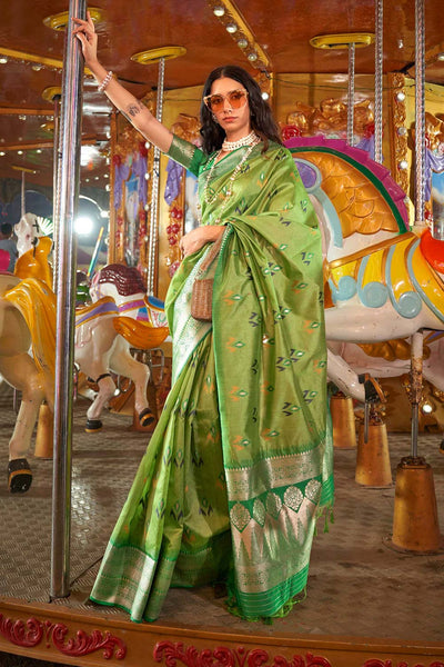Buy Kayla Green Pure Silk Lace Floral One Minute Saree Online - One Minute Saree