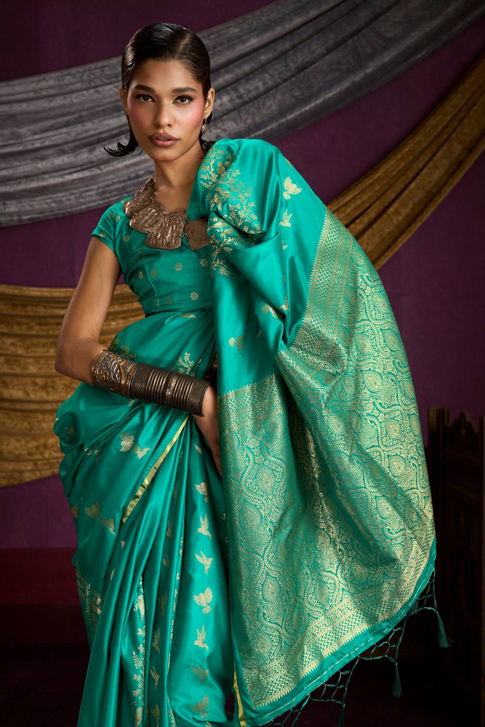 Akari Emerald Green Pure Satin Handloom Weaving Silk Ready to Wear Saree