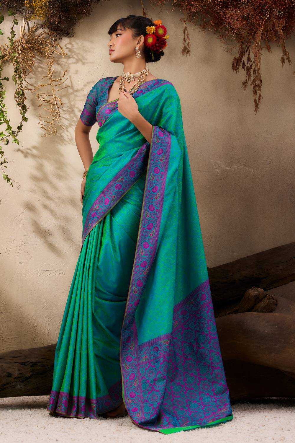 Jivana Emerald Green Pure Kanjivaram Weaving Silk Ready to Wear Saree