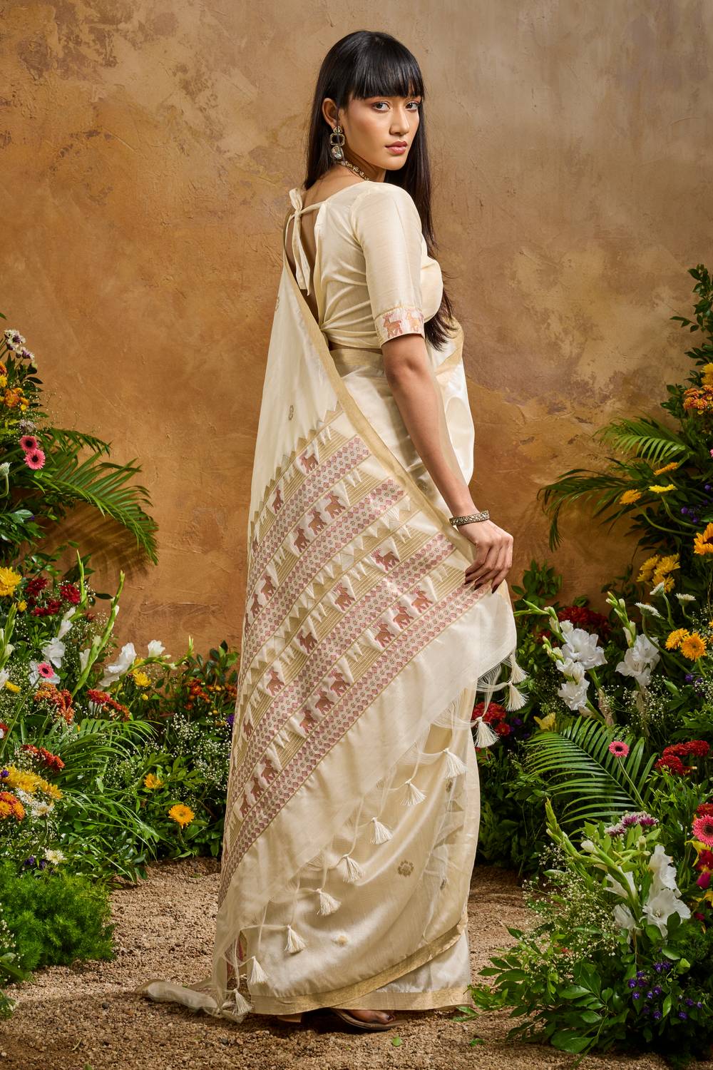 Nikka Ivory Tussar Silk Handloom Woven Tribal Border Ready to Wear Saree