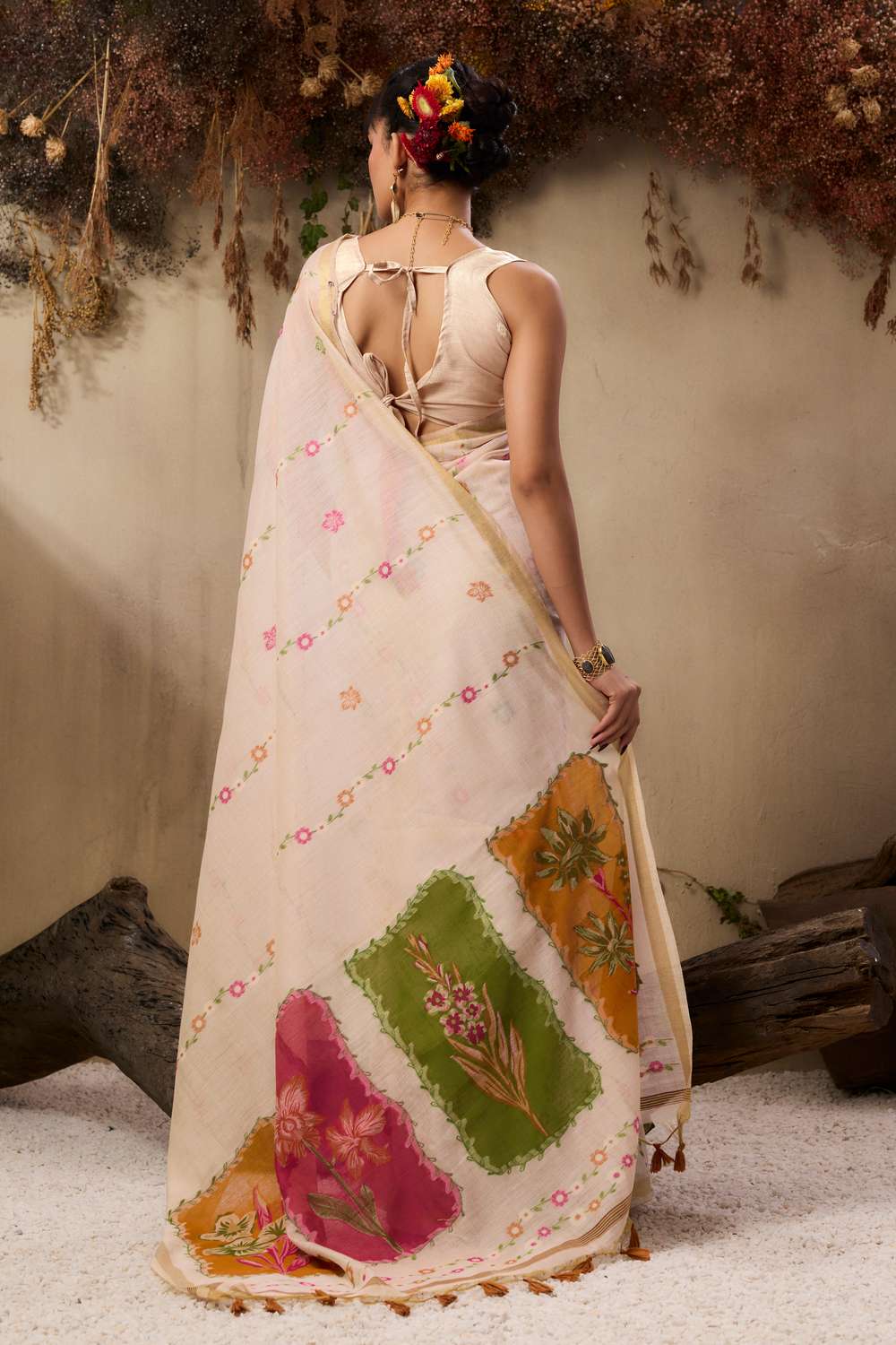 Raina Ivory Munga Cotton Handloom Ready to Wear Saree