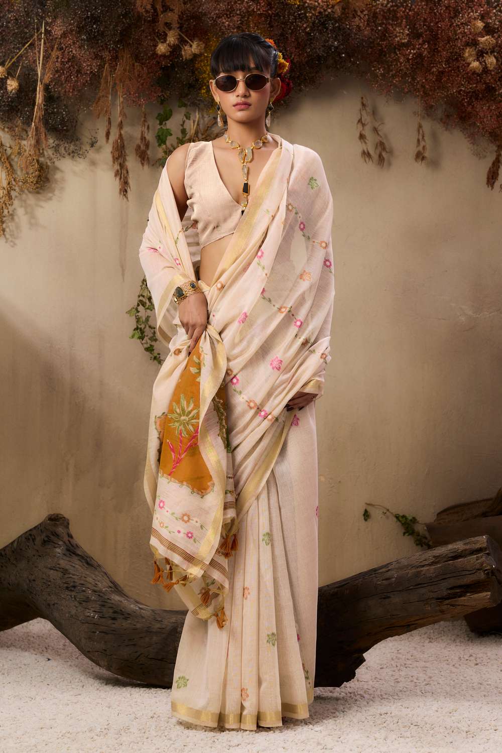 Raina Ivory Munga Cotton Handloom Ready to Wear Saree