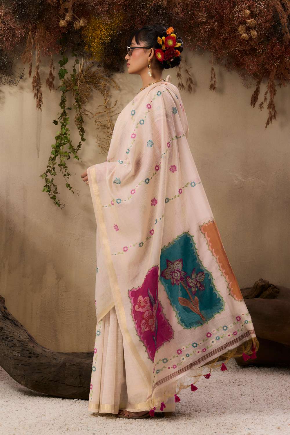 Raina Ivory Munga Cotton Handloom Pink Floral Ready to Wear Saree