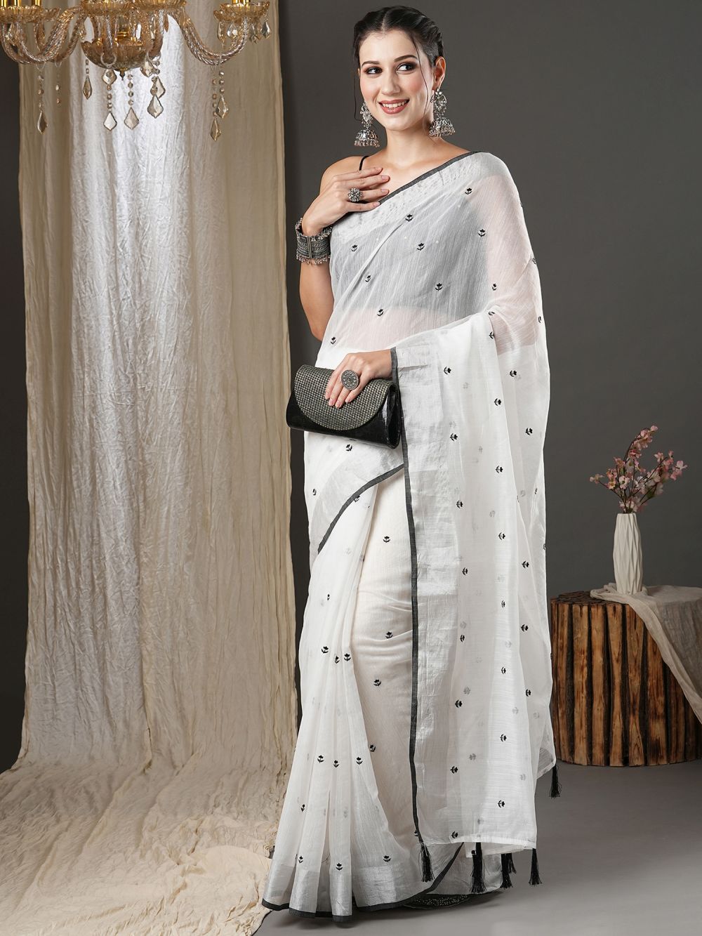 Kamya White & Black Cotton Printed One Minute Saree