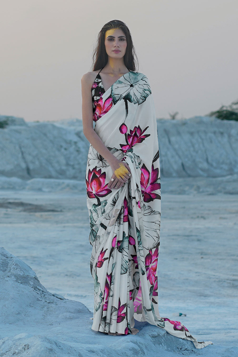 Trisha White Floral Printed Saree One Minute Saree