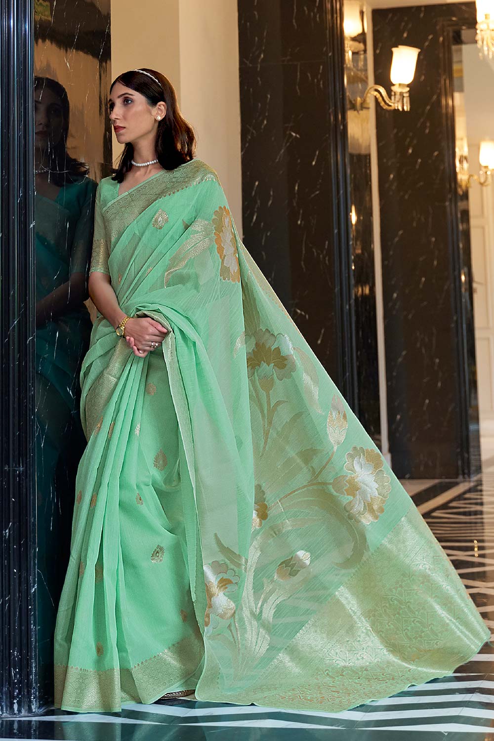 Nyssa Green Linen Handloom One Minute Saree