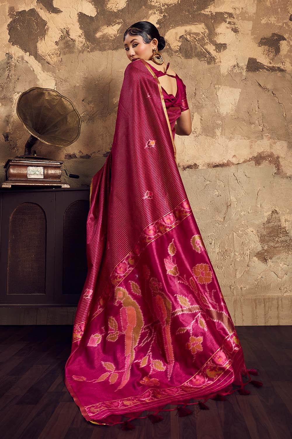 Rani Pink Handloom Weaving Silk with Zari Ready to Wear Online Saree