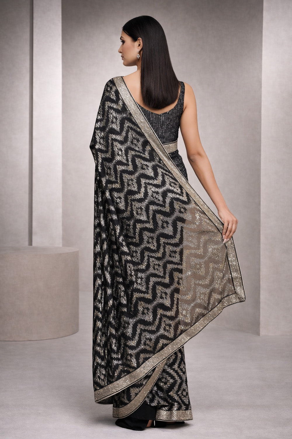 Ishana Black Georgette Abstract Pattern Sequinned Ready To Wear One Minute Saree