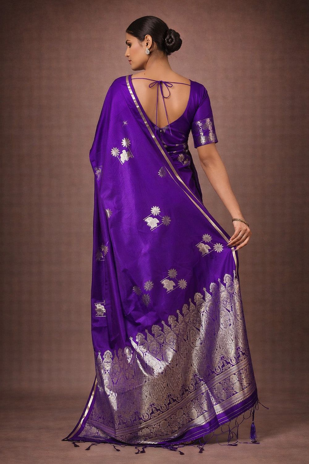 Shayna Pichwai Navy Blue Silk Foil Print Saree