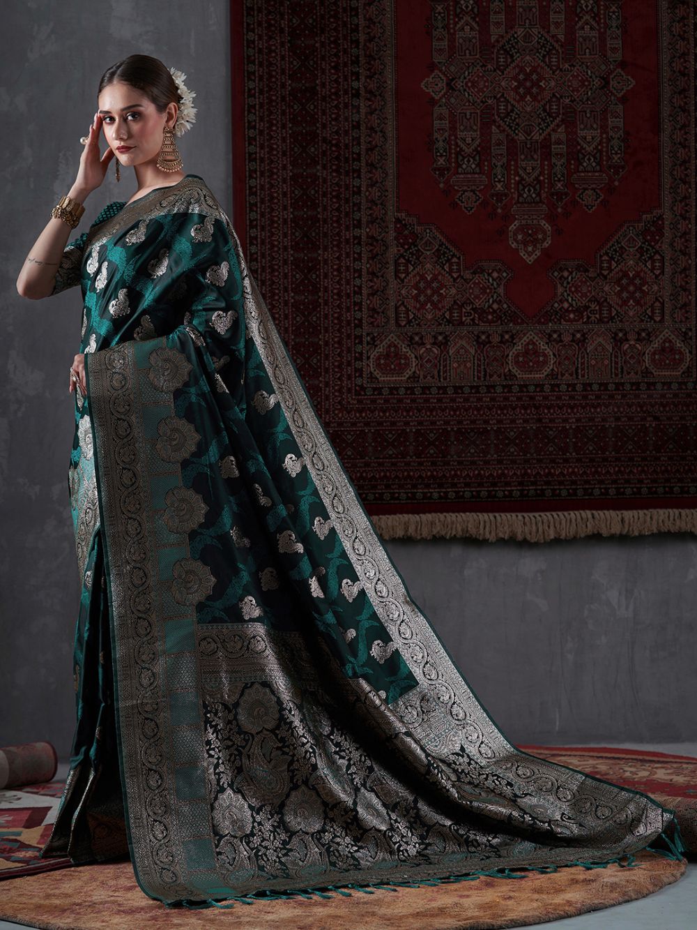 Kayla Green Satin Printed One Minute Saree