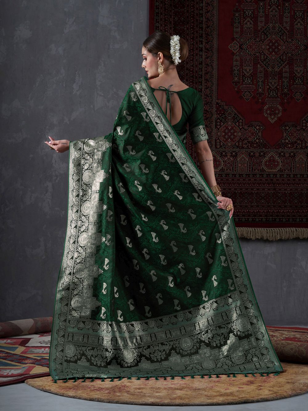 Kayla Green Satin Printed One Minute Saree