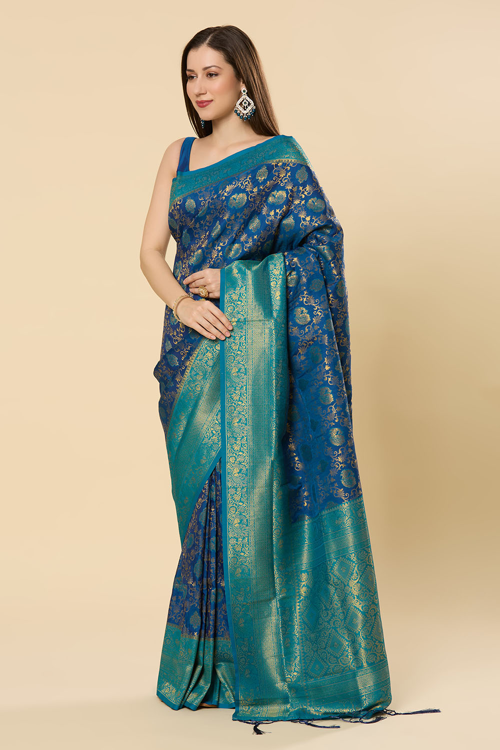 Nur Navy Blue Silk Blend Paisley Woven Design Dharmavaram One Minute Saree