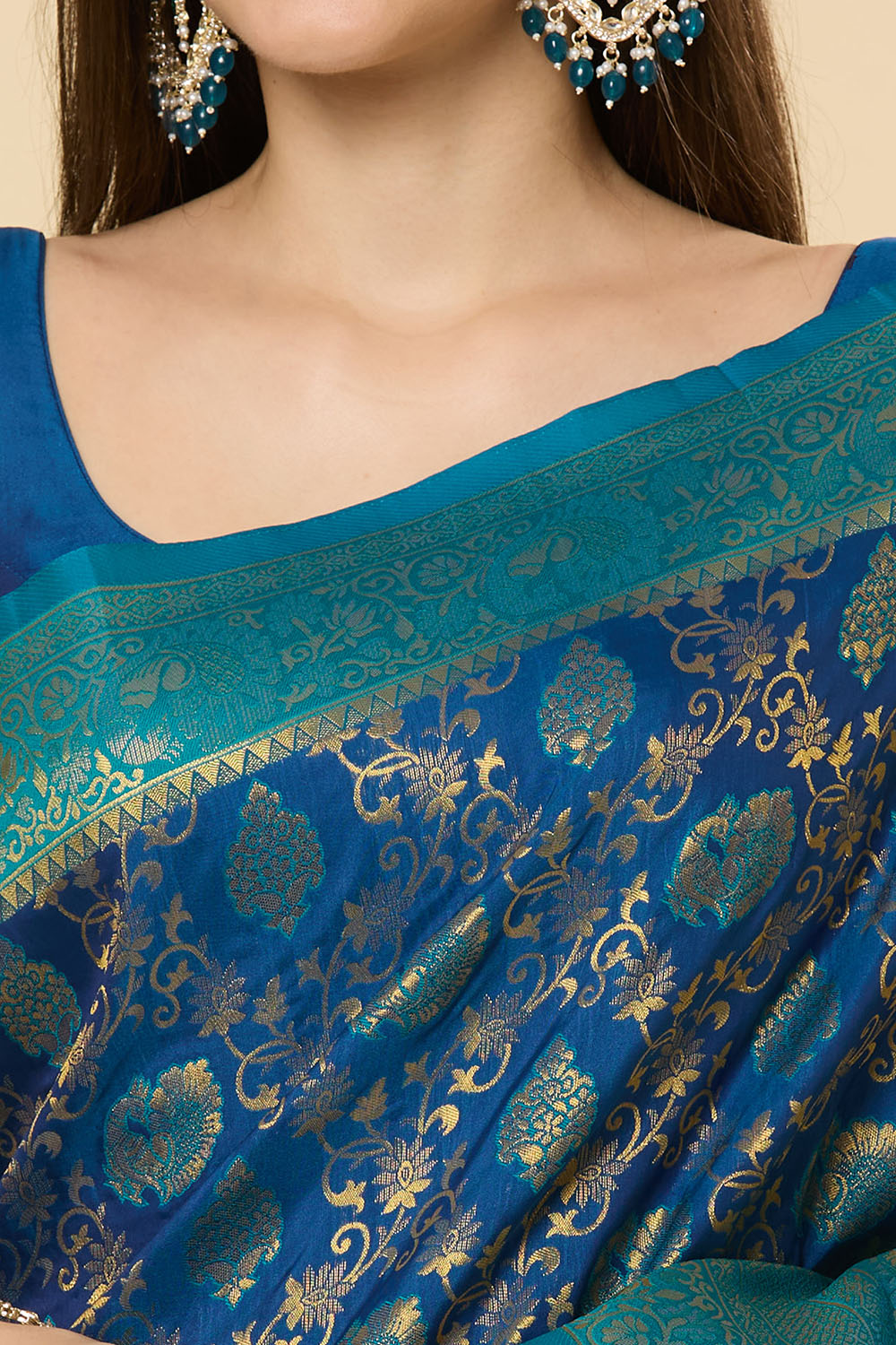 Nur Navy Blue Silk Blend Paisley Woven Design Dharmavaram One Minute Saree