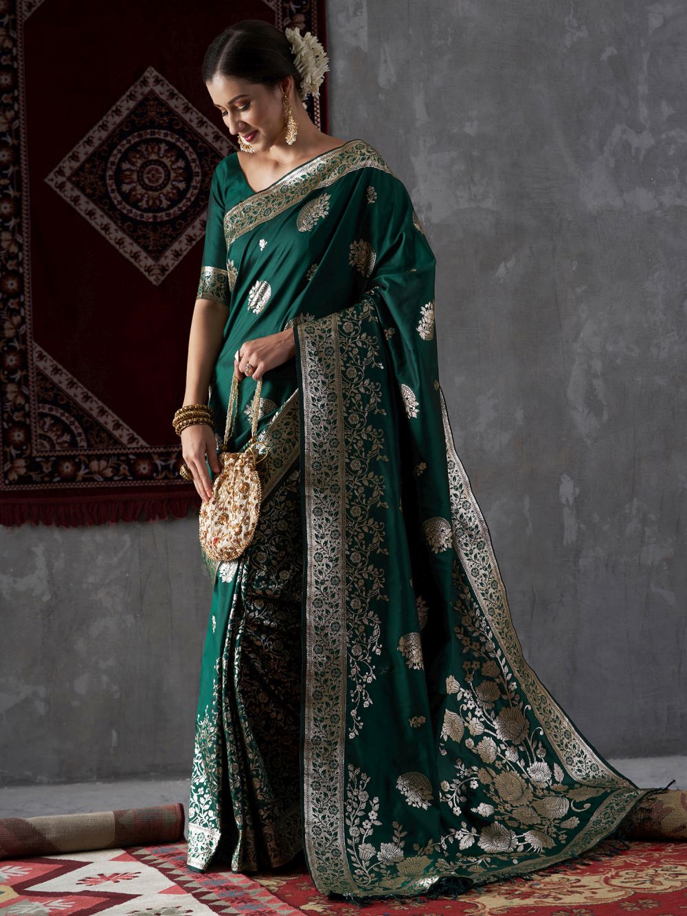 Misha Green Silk Printed One Minute Saree