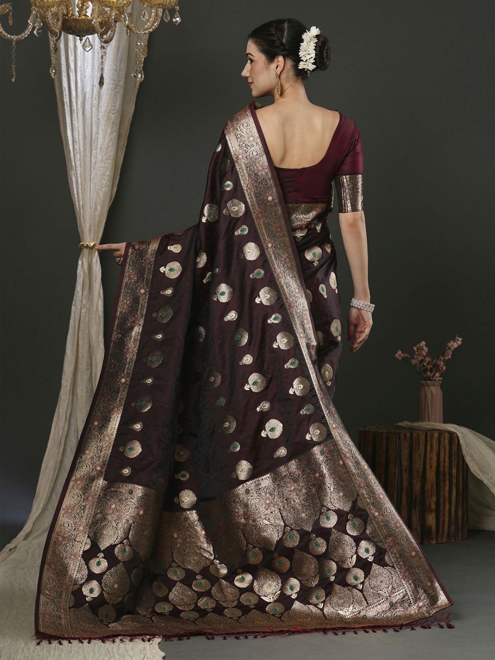 Cheri Brown Silk Printed One Minute Saree