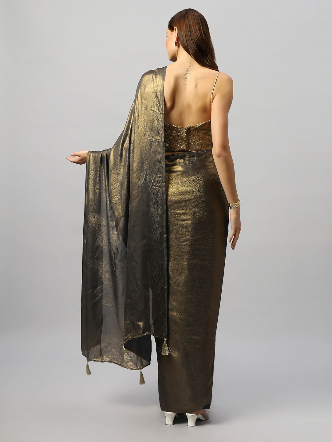 Shop Meera Dark Grey & Gold Shimmer Georgette  One Minute Saree at best offer at our  Store - One Minute Saree