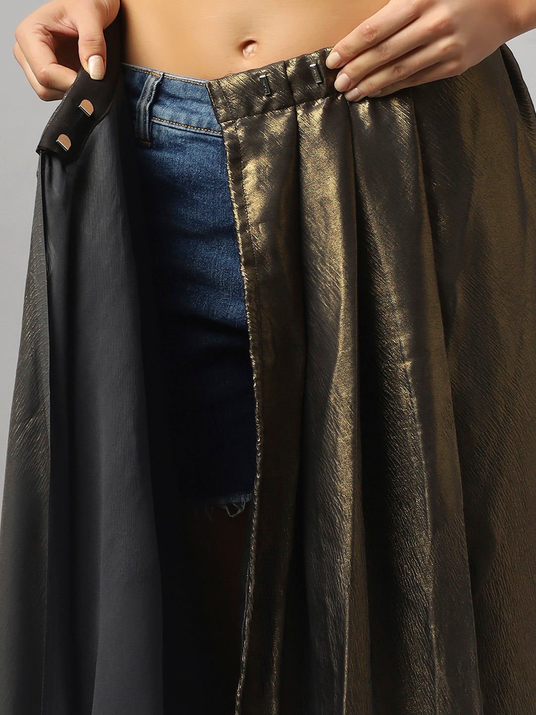 Meera Dark Grey & Gold Shimmer Crepe One Minute Saree