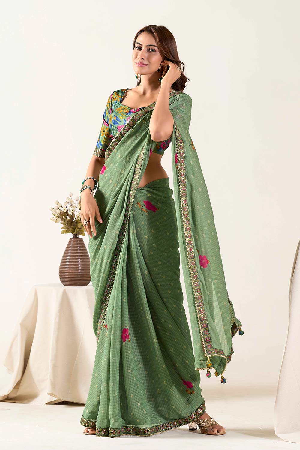 Nari Green Georgette Lace One Minute Saree