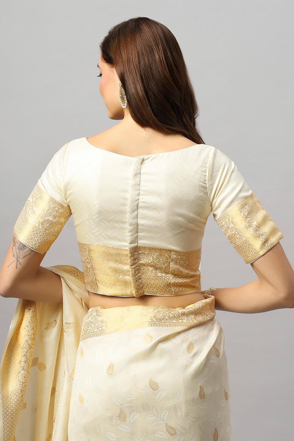Buy Winina White Silk Embroidered Lace One Minute Saree Online - Zoom In