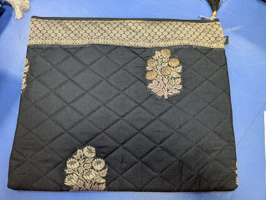 Hibana Thin Zari Border Large Laptop Carry Case