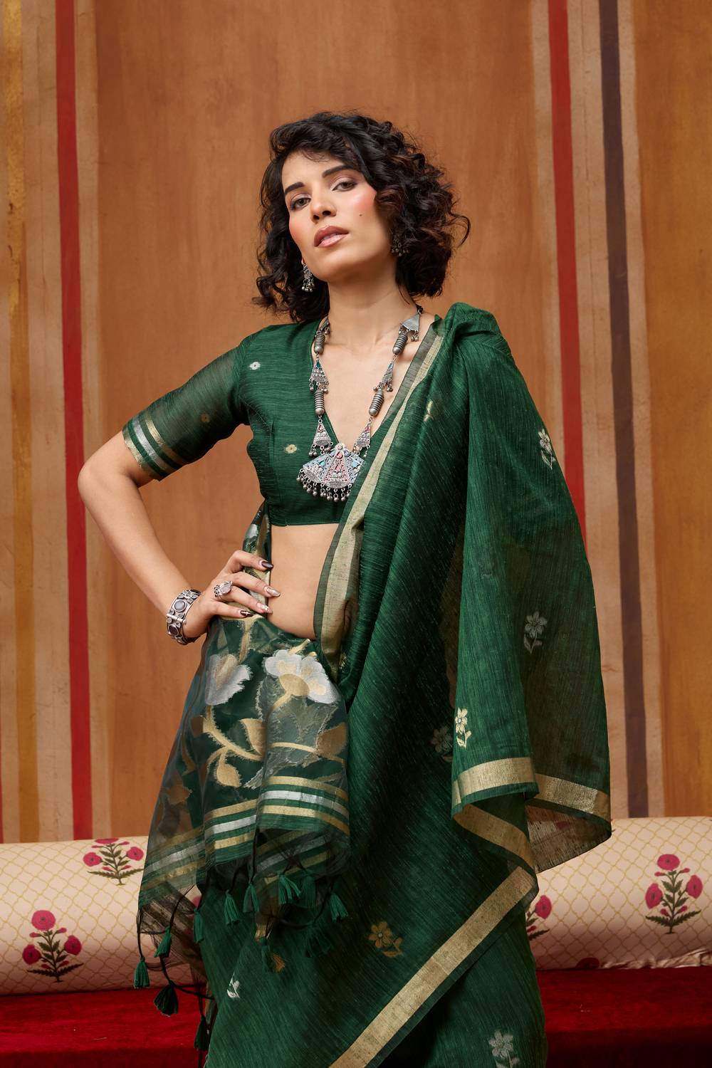 Divya Bottle Green Munga Silk Saree with Organza Weaving Pallu Ready to Wear Saree