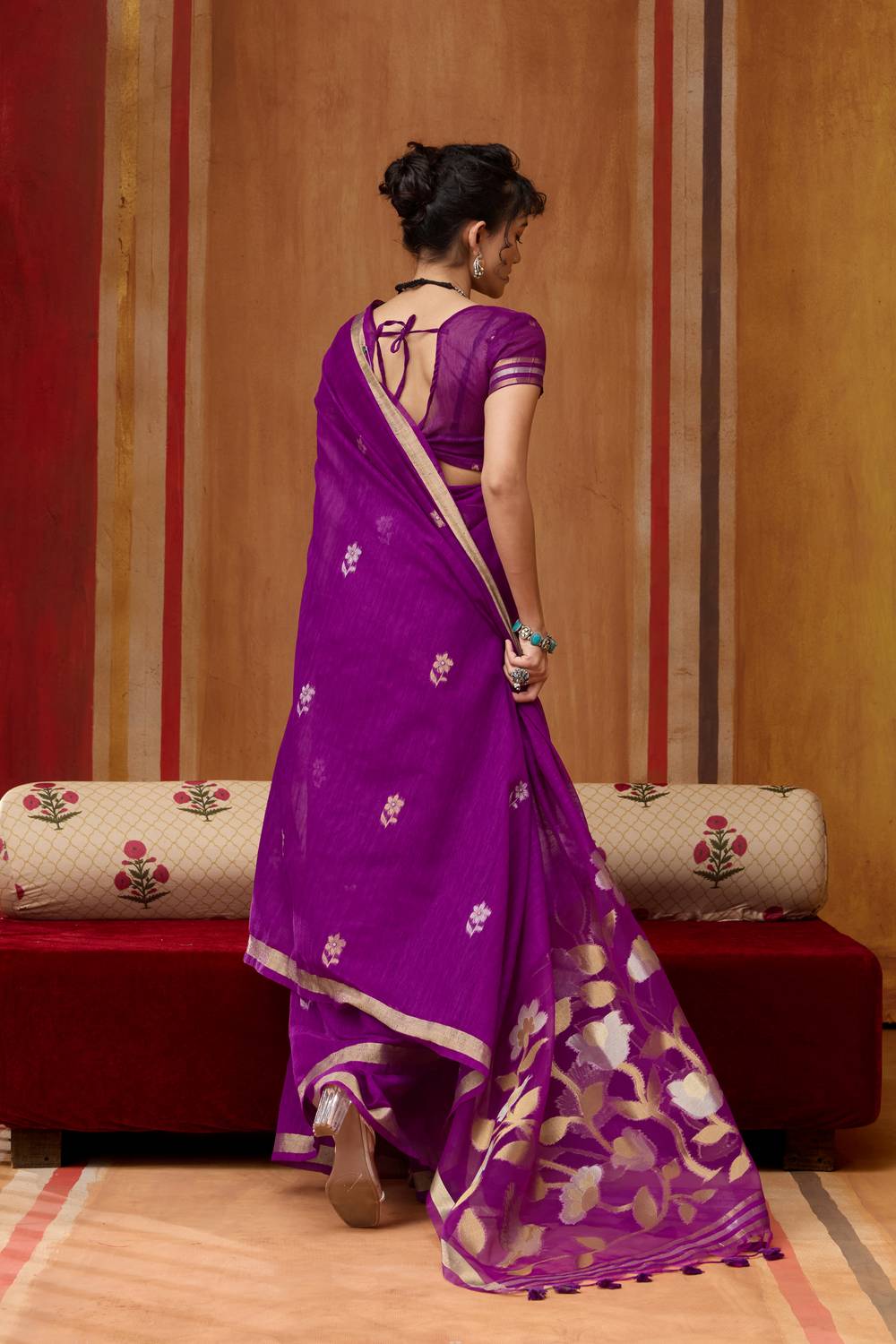 Divya Purple Munga Silk Saree with Organza Weaving Pallu Ready to Wear Saree