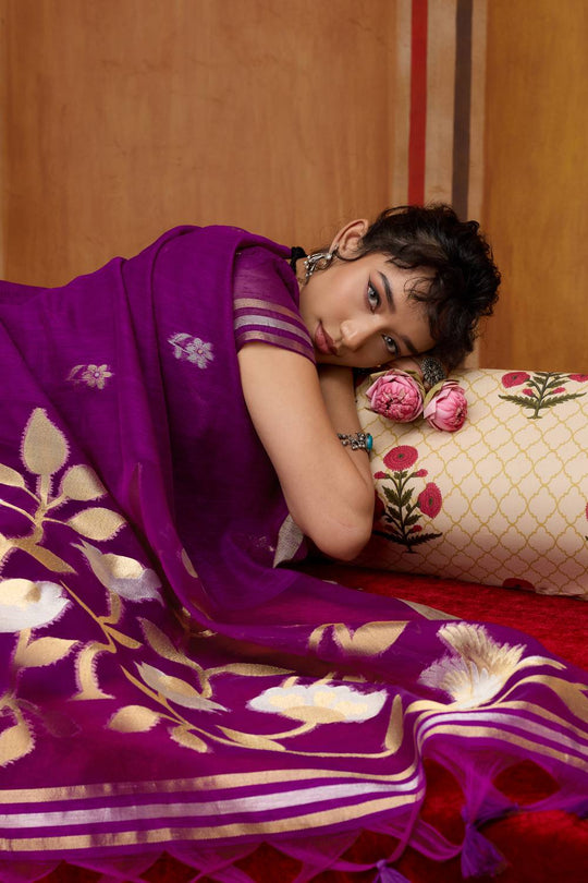 Divya Purple Munga Silk Saree with Organza Weaving Pallu Ready to Wear Saree