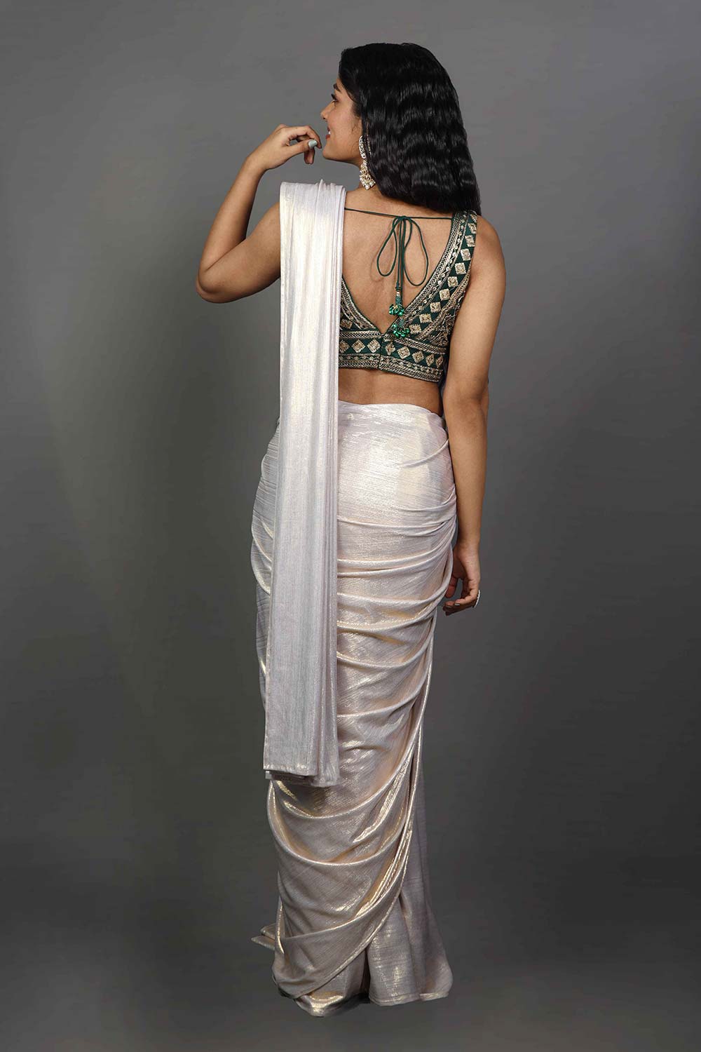 Shop Athena Metallic Gold & White One Minute Saree at best offer at our  Store - One Minute Saree