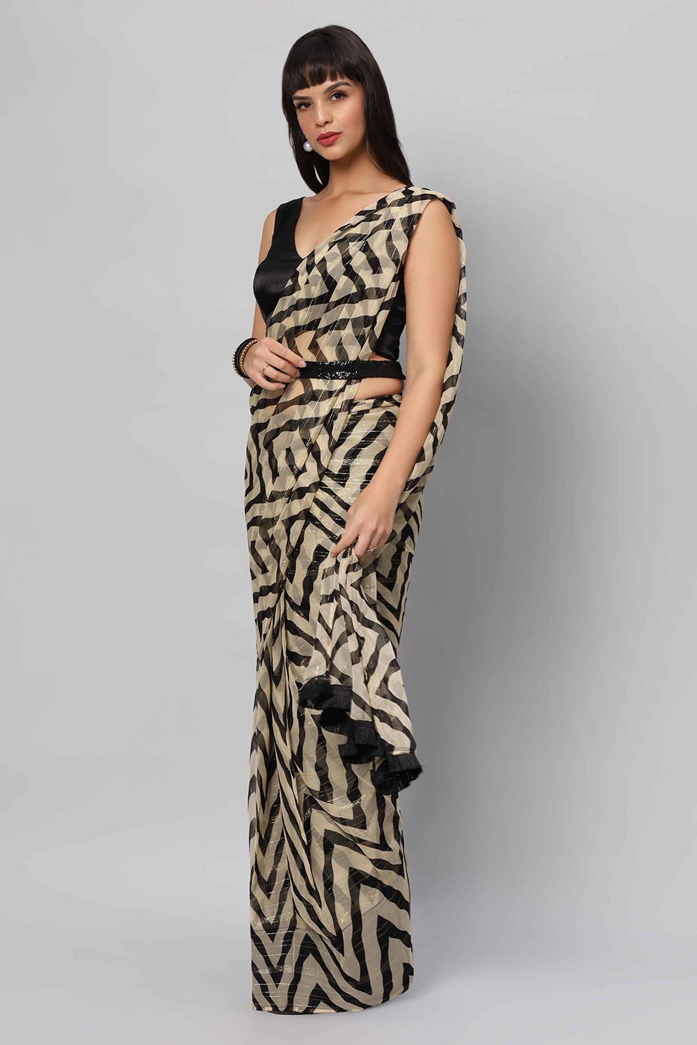 Buy Maya Cream & Black Zigzag Georgette One Minute Saree Online