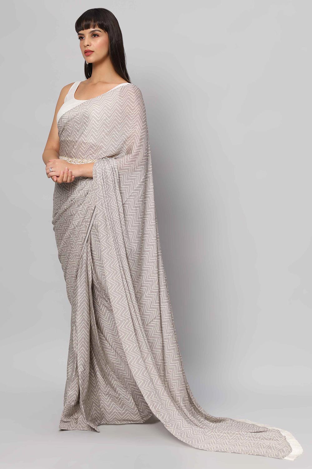 Buy Mehr Grey & White Zigzag Sequins Crepe Silk One Minute Saree Online - Back