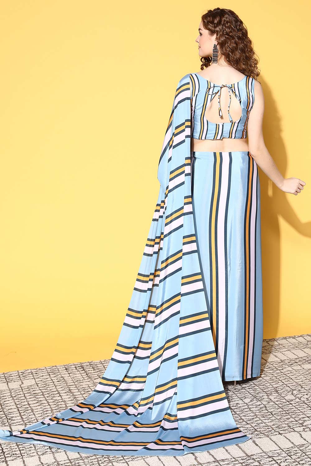 Buy Laila Crepe Multicolored Digital Print One Minute Saree Online