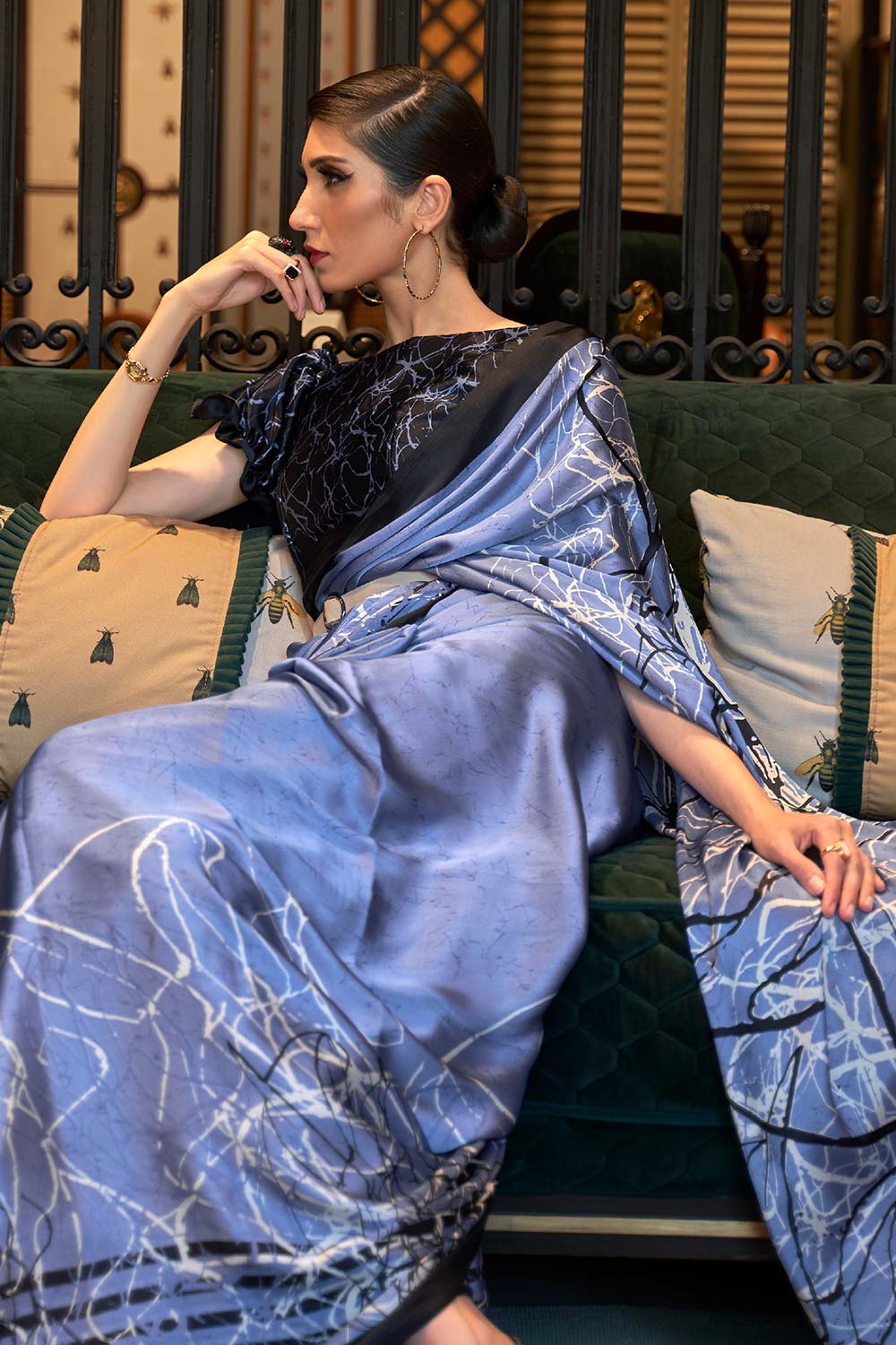 Shop Kalizey Blue Abstract Printed Satin Saree at best offer at our  Store - One Minute Saree