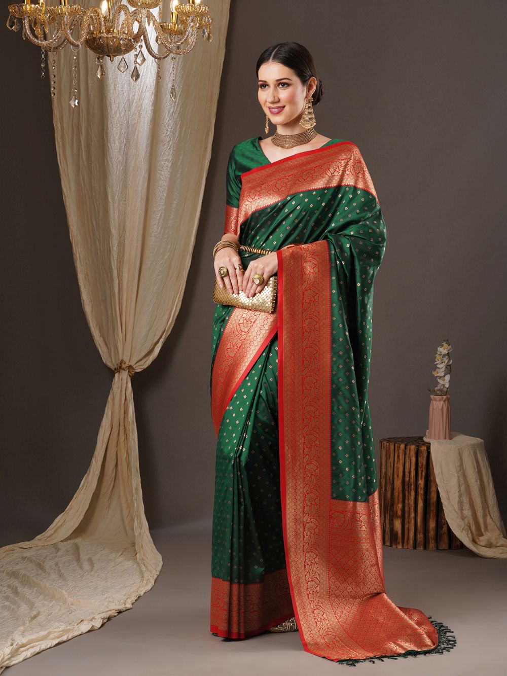 Buy Sana Green & Red  Silk Blend Banarasi One Minute Saree Online