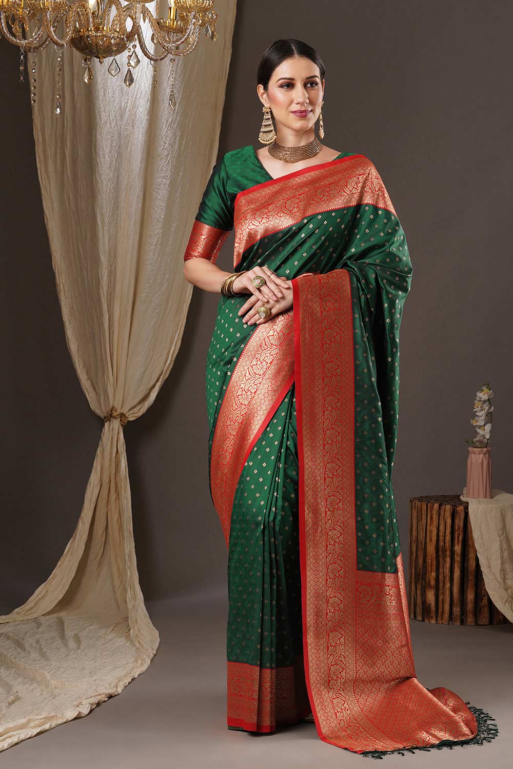 Buy Sana Green & Red  Silk Blend Banarasi One Minute Saree Online - One Minute Saree