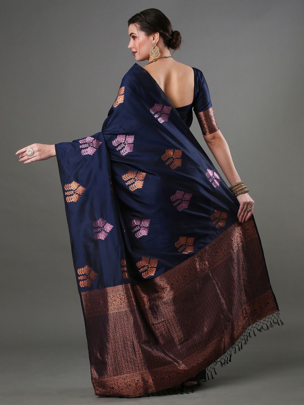 Shop Sandhya Dark Blue Silk Blend Banarasi One Minute Saree at best offer at our  Store - One Minute Saree