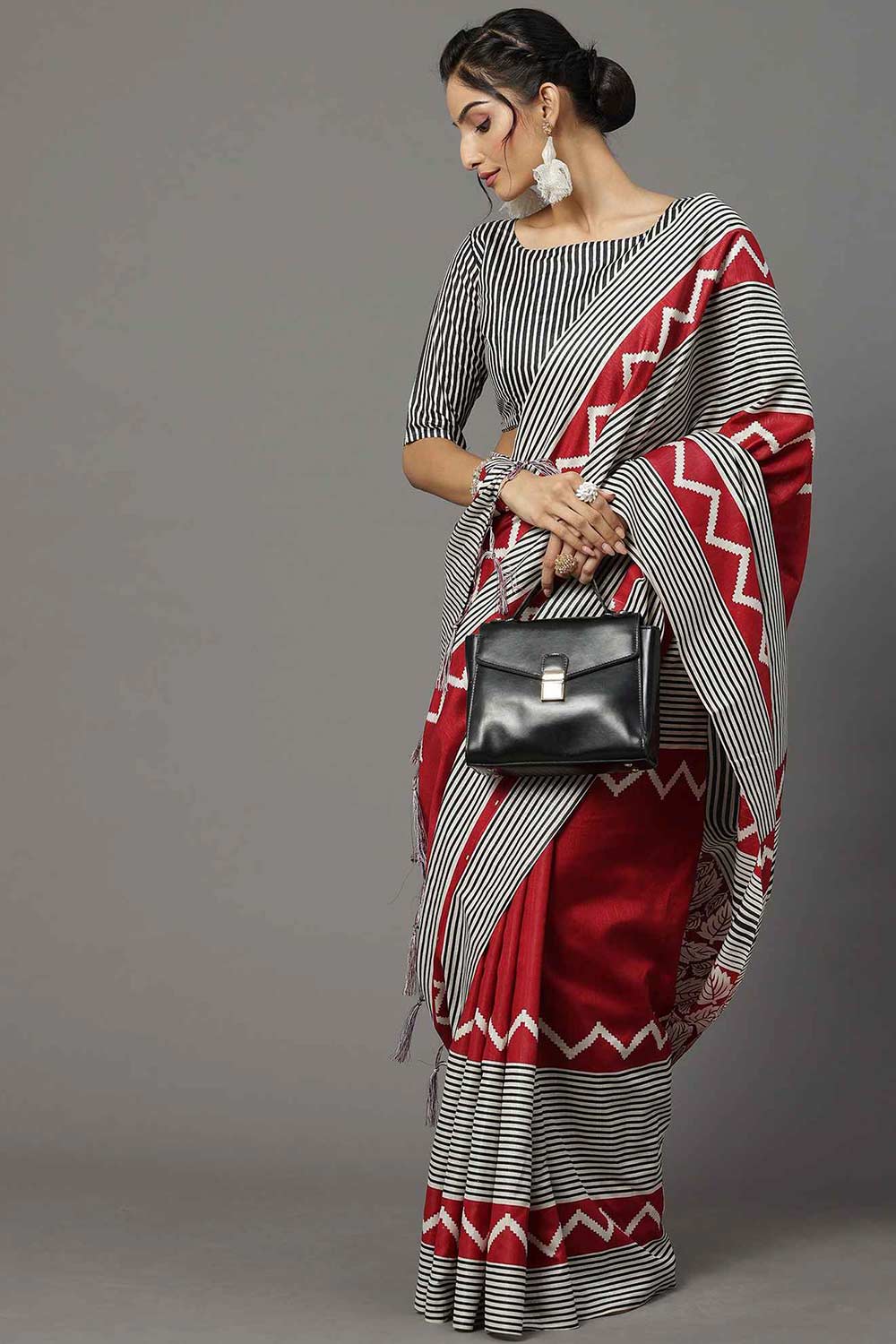 Buy Serena Bhagalpuri Silk Red And Black Printed Designer One Minute Saree Online - Back