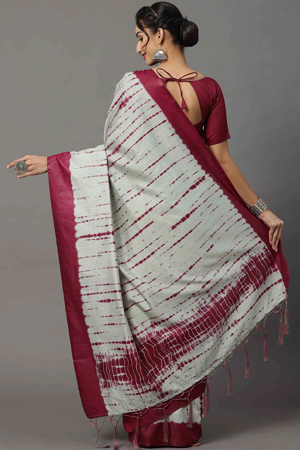 Shop Bina Bhagalpuri Silk Grey Printed One Minute Saree at best offer at our  Store - One Minute Saree