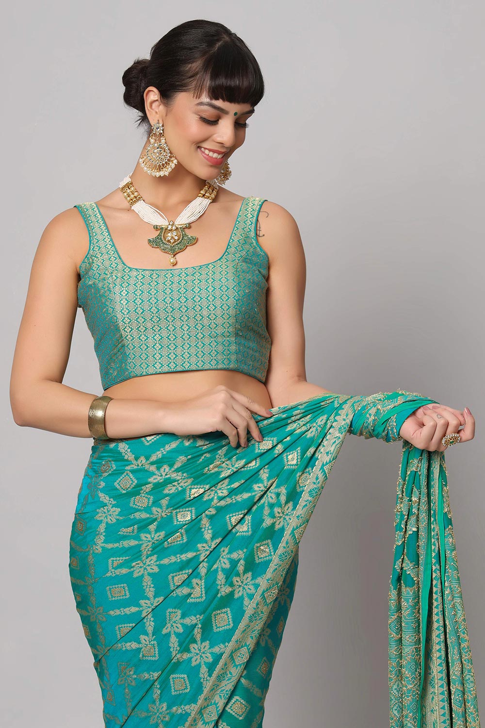 Buy Sana Turquoise Gold Embroidered Georgette One Minute Saree Online - Front
