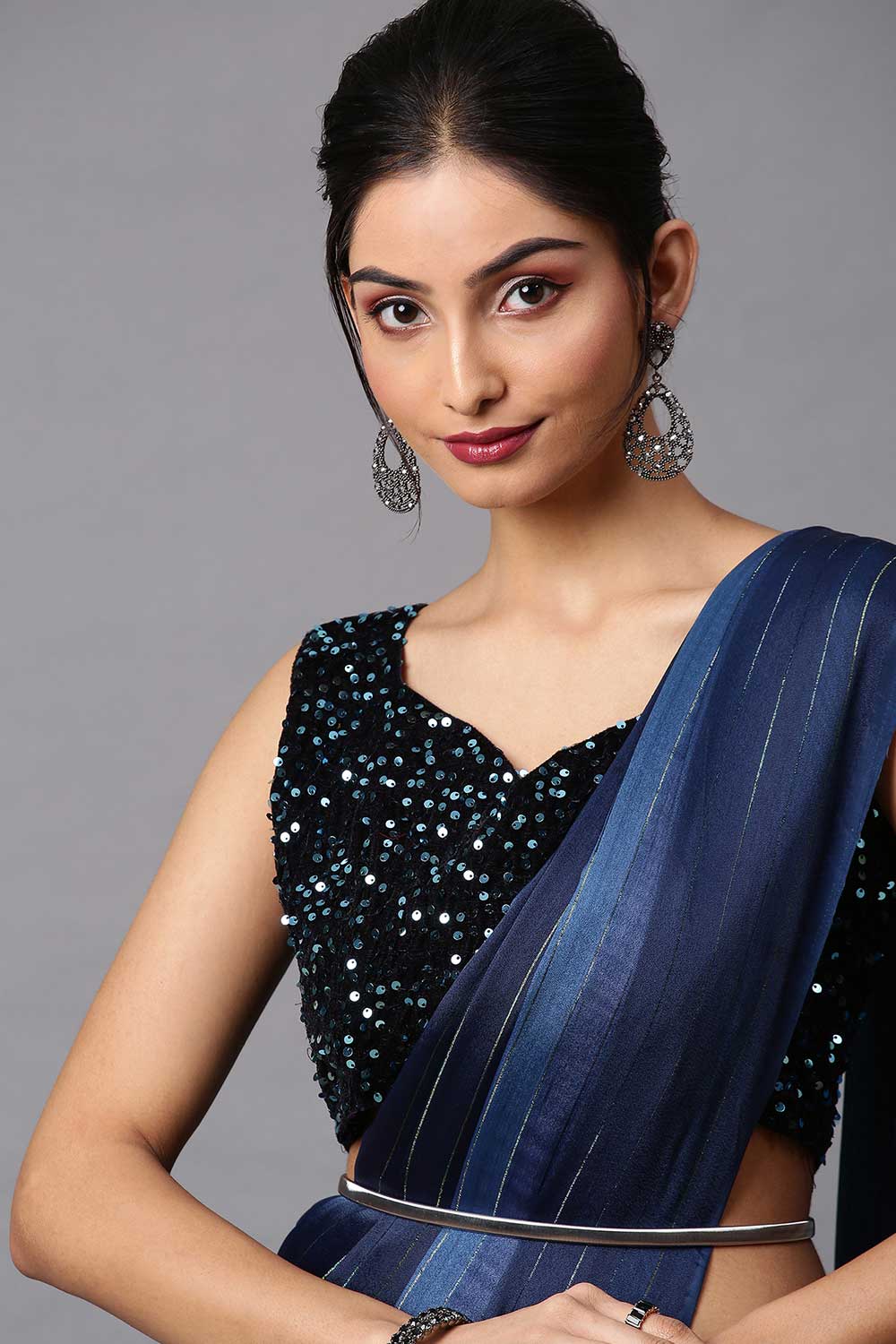 Buy Tia Navy Blue Striped Poly Georgette One Minute Saree Online - Front