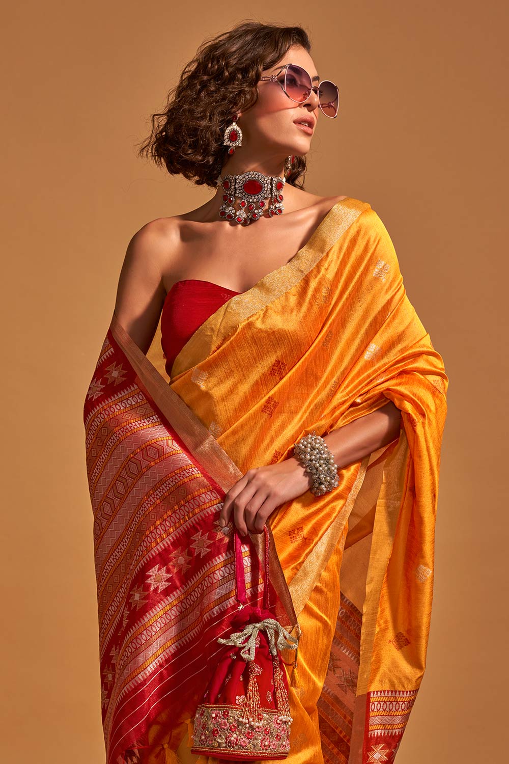Shop Chhaya Orange Kanoi Silk Woven Floral One Minute Saree at best offer at our  Store - One Minute Saree
