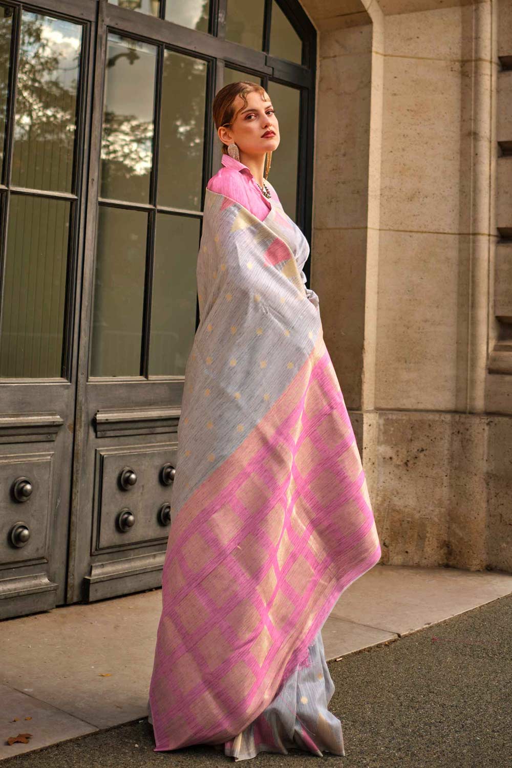 Shop Anjum Silk Grey & Pink Block Print One Minute Saree at best offer at our  Store - One Minute Saree