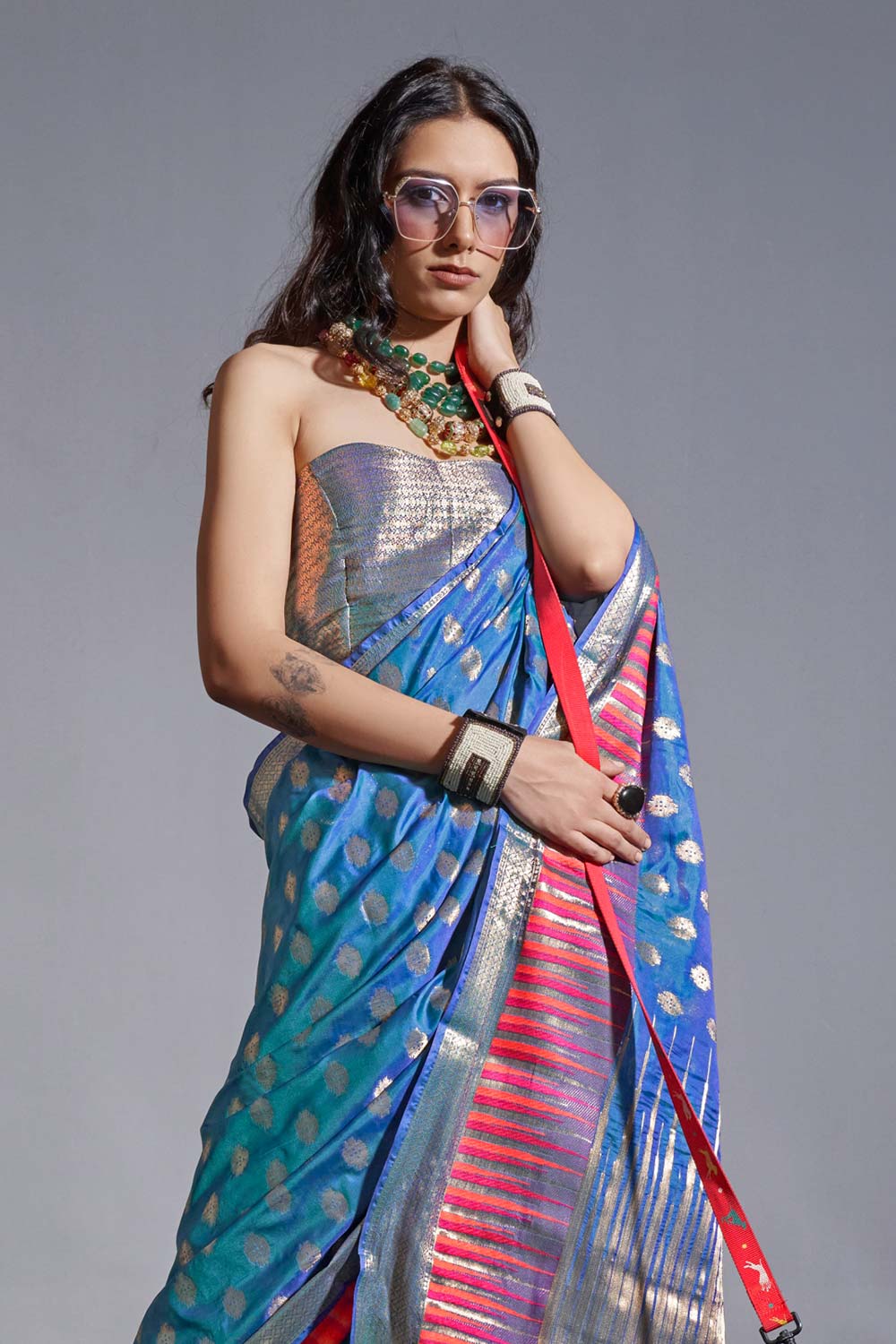 Shop Tress Navy Blue Kanoi Silk Foil Print Stripe One Minute Saree at best offer at our  Store - One Minute Saree