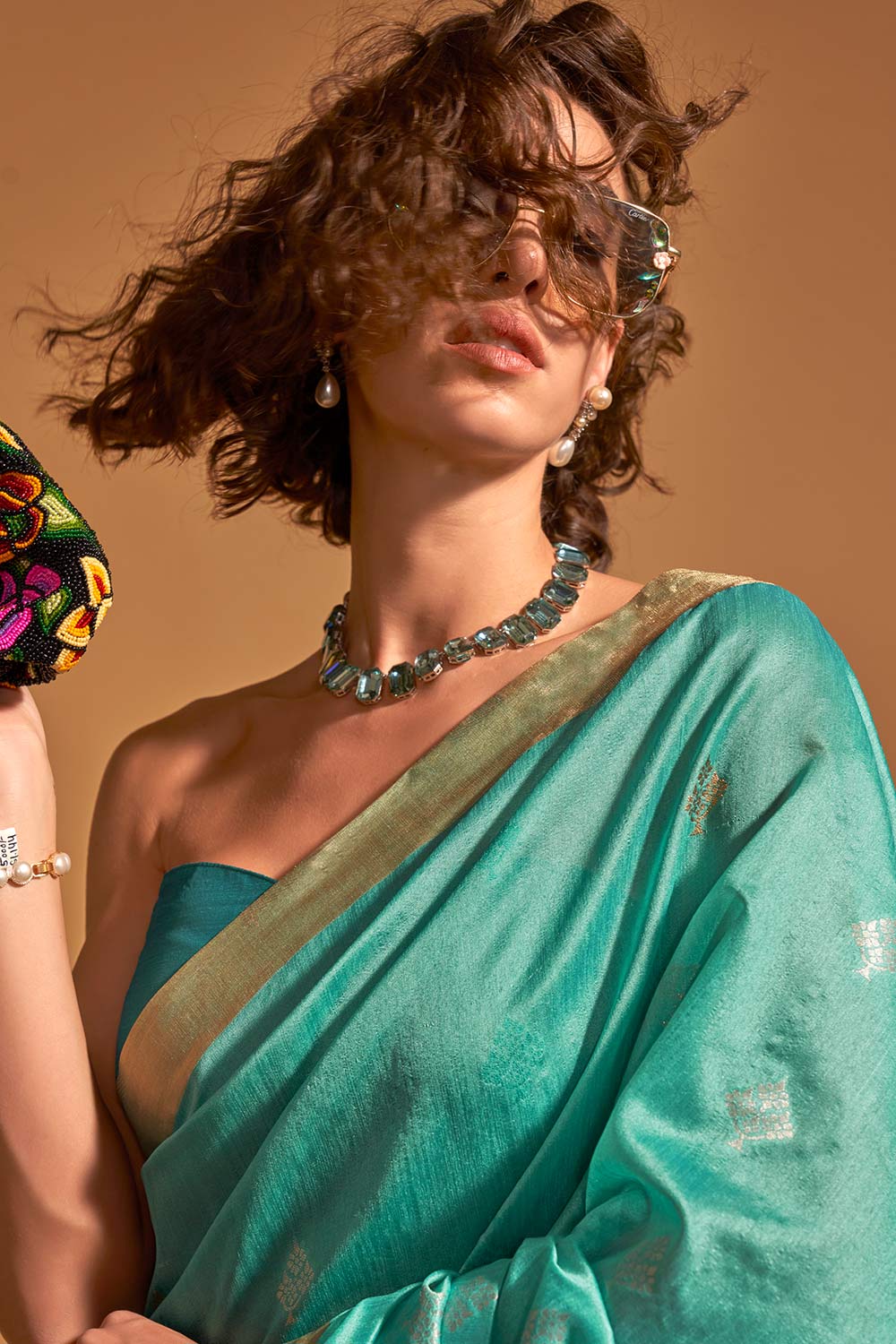 Shop Trisha Turquoise Kanoi Silk Woven Floral One Minute Saree at best offer at our  Store - One Minute Saree