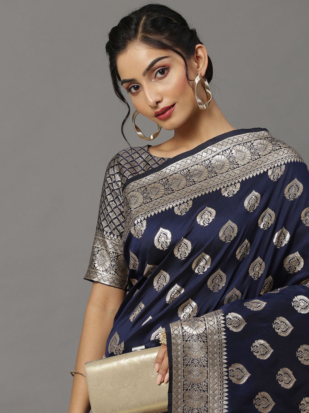 Buy Sneha Navy Blue Silk Blend Banarasi One Minute Saree Online - Back