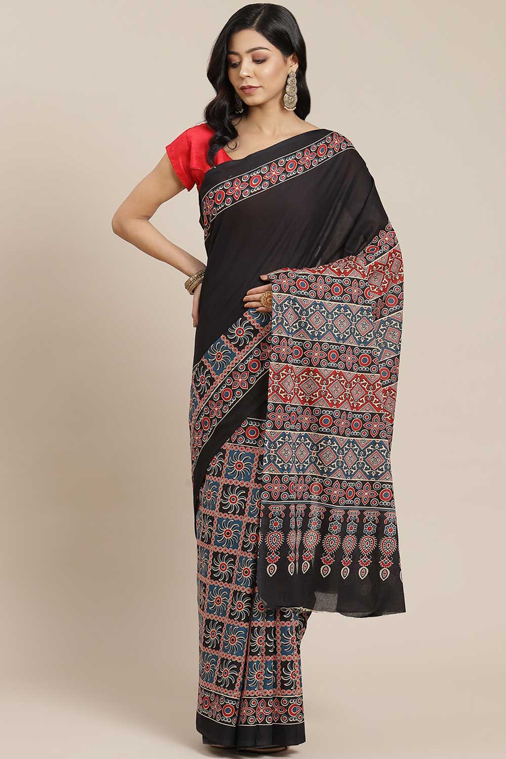 Buy Anna Black Block Printed Blended Cotton One Minute Saree Online - One Minute Saree