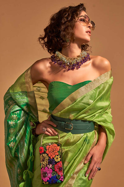 Shop Olivia Green Kanoi Silk Woven Floral One Minute Saree at best offer at our  Store - One Minute Saree