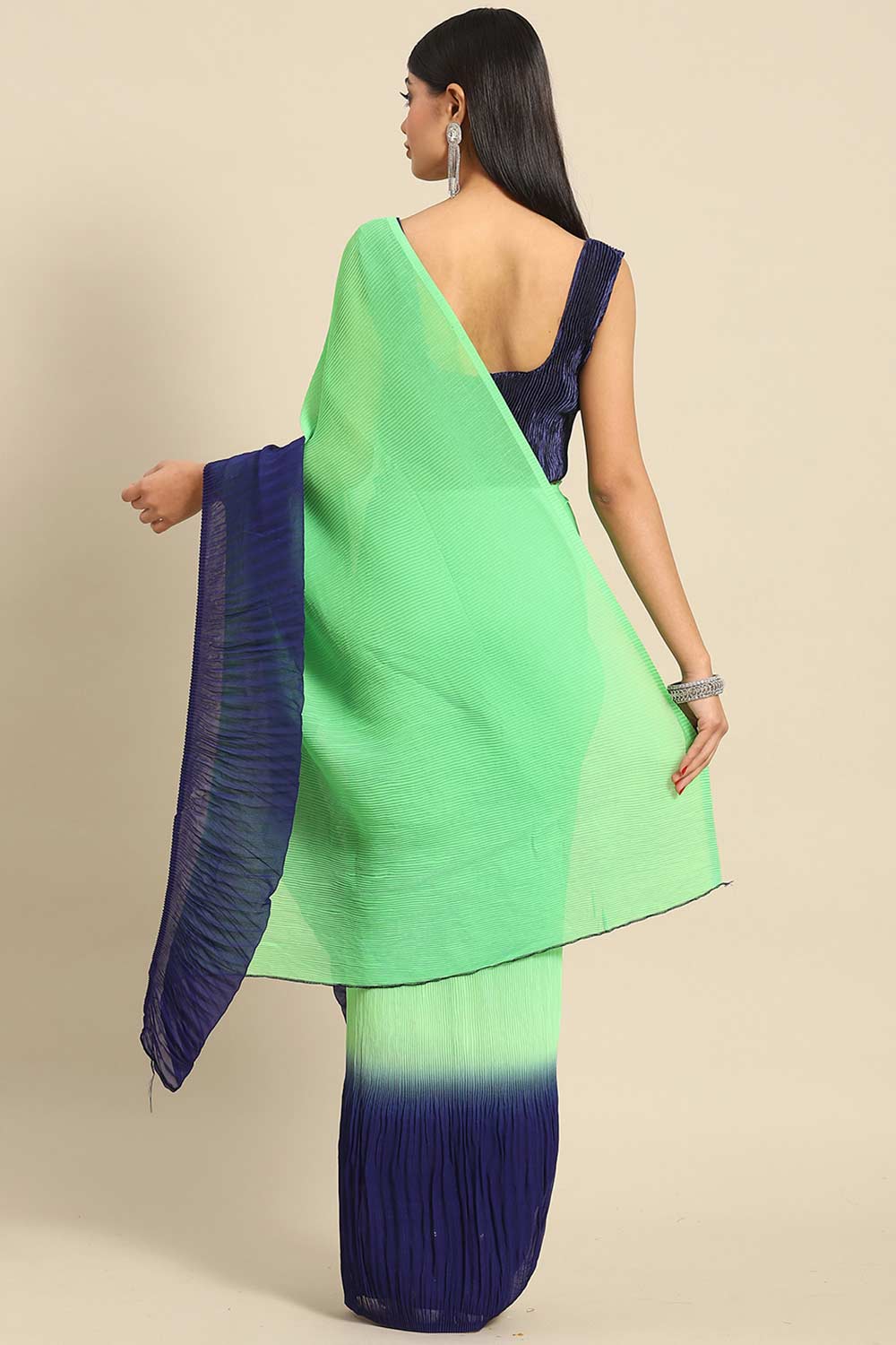 Shop Kamala Green Crepe Pleated One Minute Saree at best offer at our  Store - One Minute Saree