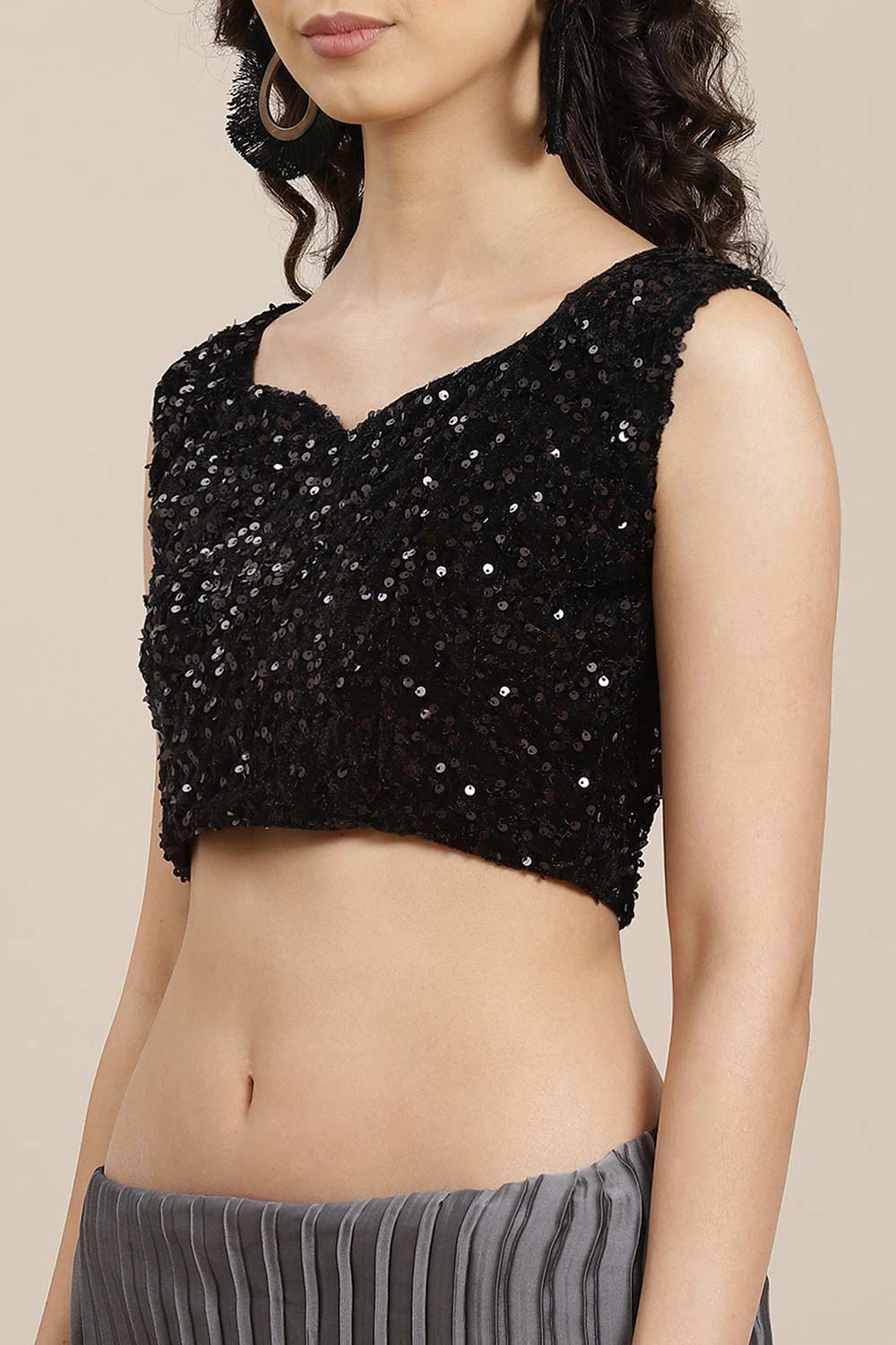 Buy Lili Grey Georgette Solid Pleated One Minute Saree Online - Front