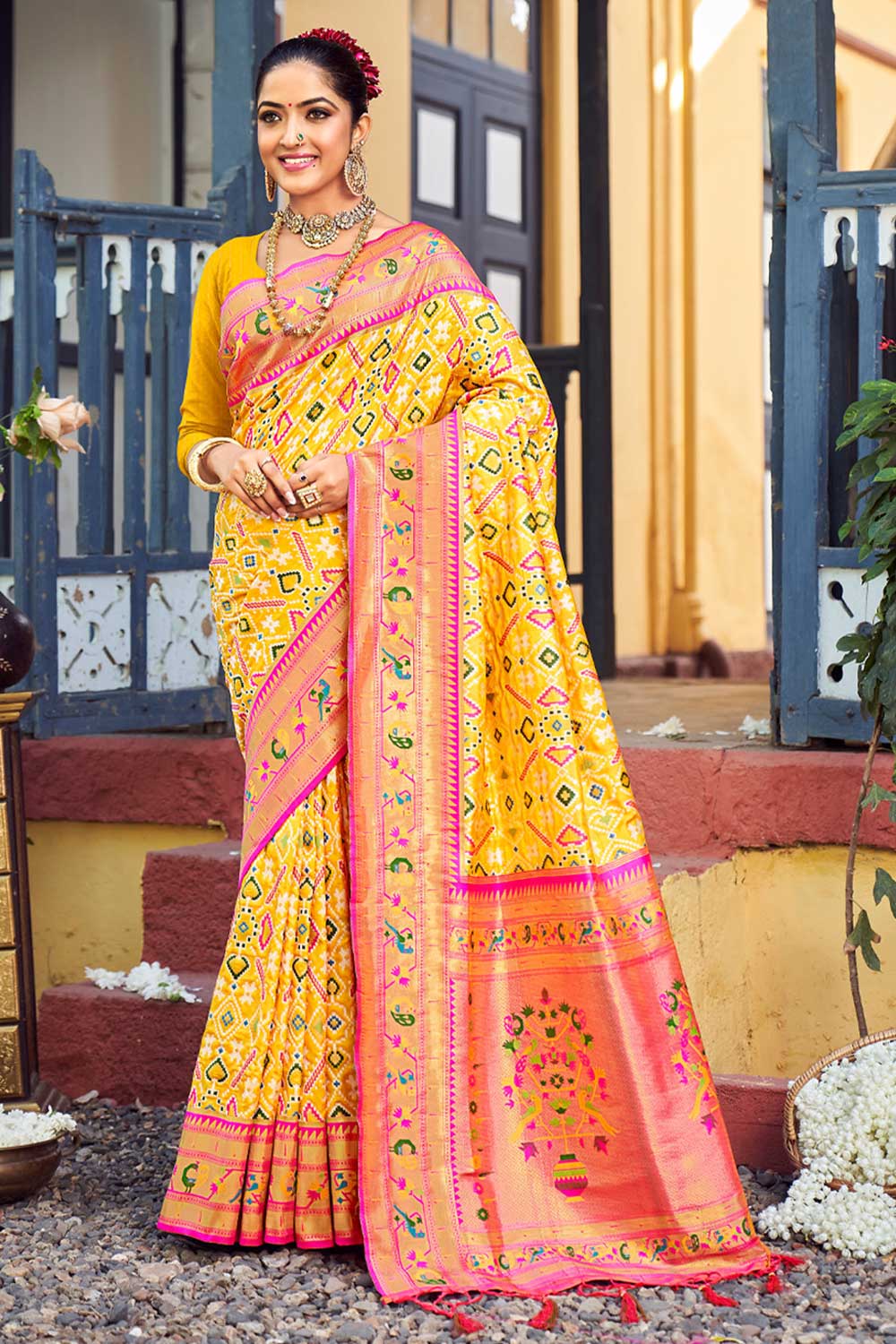 Shop Urva Yellow Paithani Patola Art Silk One Minute Saree at best offer at our  Store - One Minute Saree