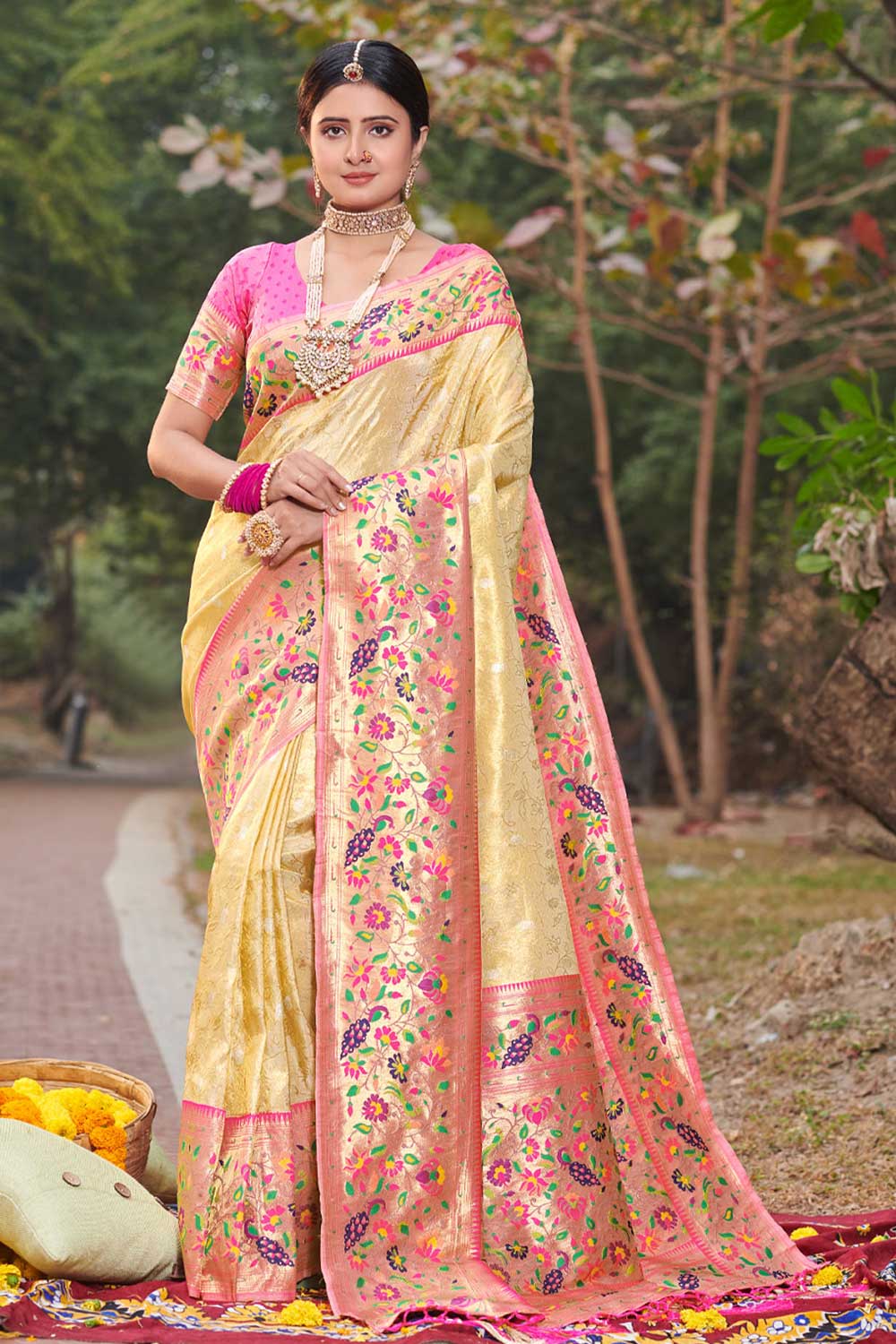Buy Inaya Beige Paithani Art Silk One Minute Saree Online - One Minute Saree